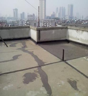金水漏水维修 楼顶漏水是什么原因，楼顶漏水维修方法是什么?